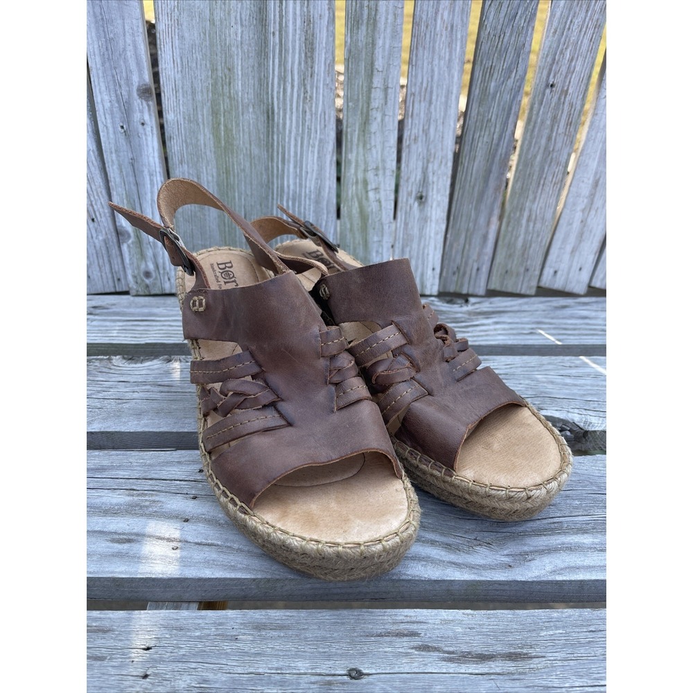 Born Payson Sandals Women's 39/ 8 Brown Wedge Leather Shoes